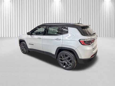 New 2026 Jeep Compass Limited w/ Sun, Sound & Navigation Group image 7