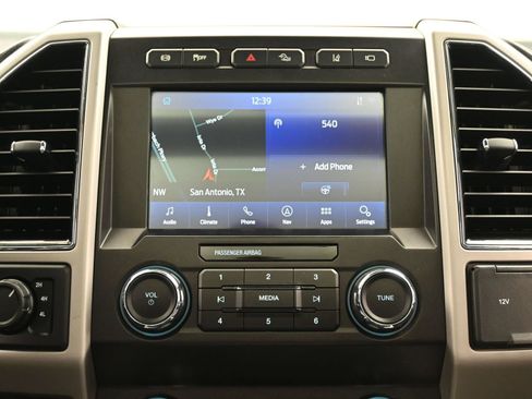Used 2021 Ford F250 Lariat w/ Tremor Off-Road Package AWD/4WD image 29