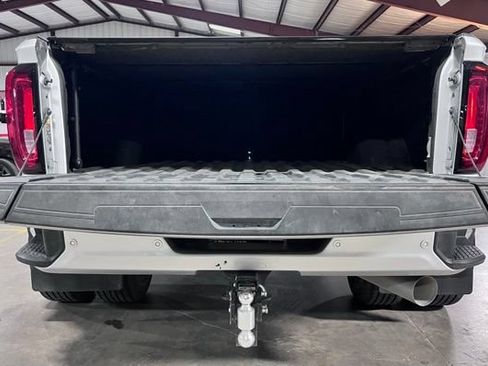 Used 2023 GMC Sierra 3500 Denali AWD/4WD image 7