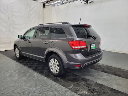 Used 2019 Dodge Journey SE image 5