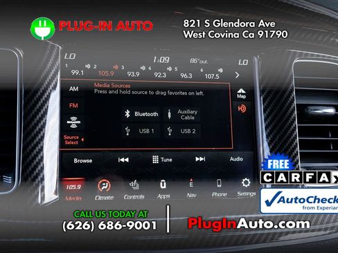 Used 2020 Dodge Charger Scat Pack w/ Navigation & Travel Group image 39