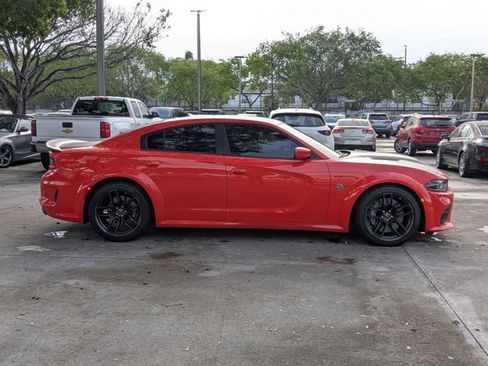Used 2022 Dodge Charger SRT Hellcat RWD image 4
