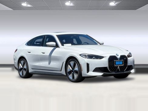 Certified 2023 BMW i4 eDrive35 w/ Premium Package RWD image 7