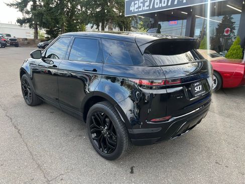 Used 2020 Land Rover Range Rover Evoque SE image 3