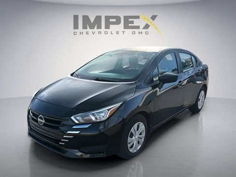 Used 2024 Nissan Versa S w/ Trunk Package FWD image 1