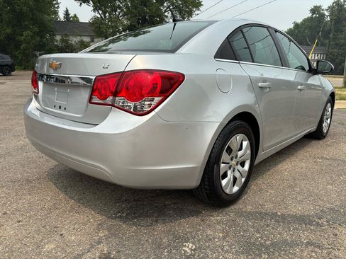Used 2014 Chevrolet Cruze LT FWD image 5