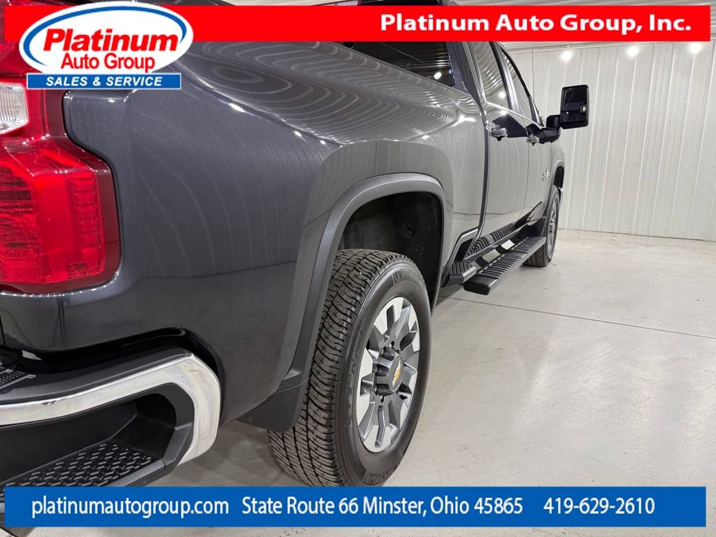 Used 2024 Chevrolet Silverado 2500 LT w/ Texas Edition AWD/4WD image 46