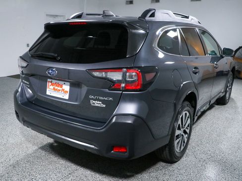 Used 2023 Subaru Outback Premium AWD/4WD image 7
