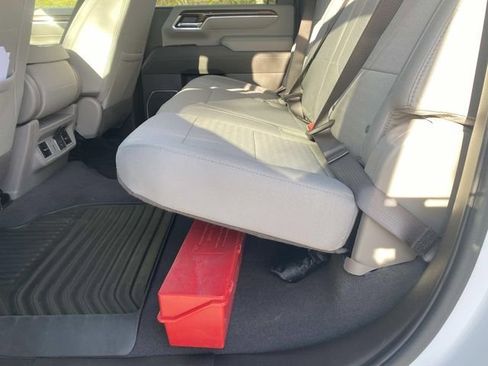 Used 2025 Chevrolet Silverado 3500 LT w/ Safety Package image 16