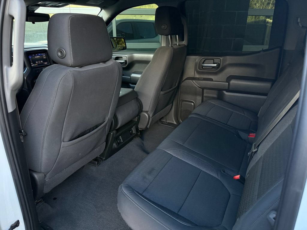 Used 2022 Chevrolet Silverado 1500 Custom w/ Safety Confidence Package AWD/4WD image 28