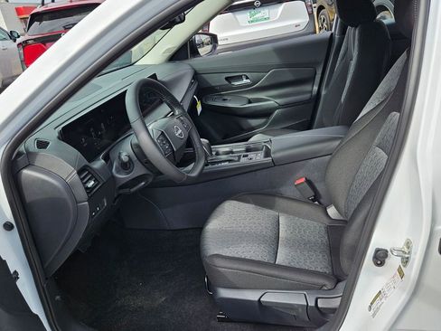 New 2026 Nissan Sentra SV w/ SV Convenience Package image 3