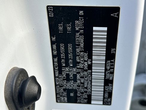 Used 2023 Toyota Highlander Platinum image 30