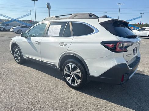 Used 2020 Subaru Outback Limited w/ Popular Package #2 AWD/4WD image 4