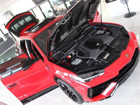 Used 2023 Lamborghini Urus S AWD/4WD image 36