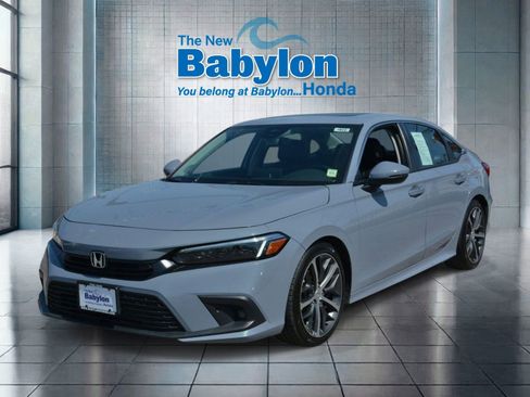 Used 2024 Honda Civic Touring image 1