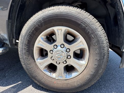 Used 2025 RAM 2500 Big Horn AWD/4WD image 14