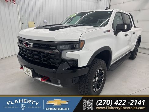 Used 2024 Chevrolet Silverado 1500 ZR2 w/ Technology Package image 6