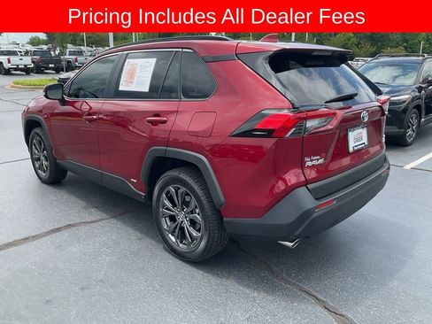 Used 2023 Toyota RAV4 XLE Premium AWD/4WD image 17