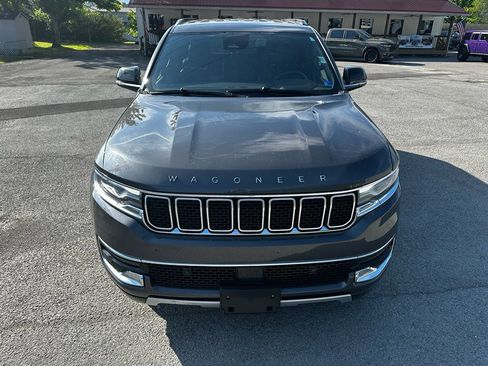 Used 2024 Jeep Wagoneer Series II w/ Flexible Seating Group AWD/4WD image 7