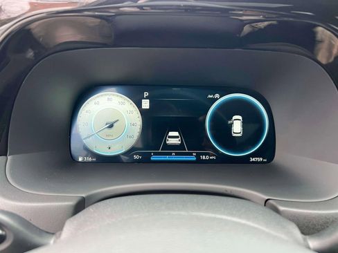 Used 2023 Hyundai Palisade Calligraphy image 26