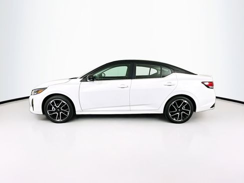 Used 2024 Nissan Sentra SR image 4