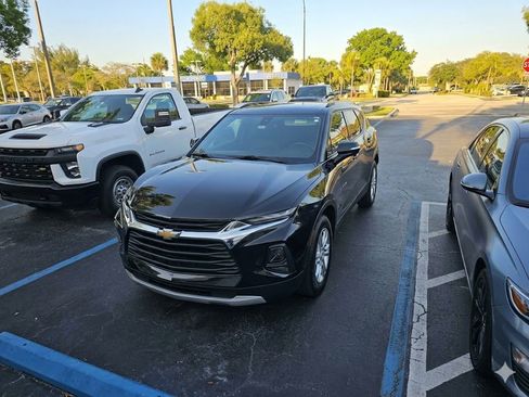 Used 2021 Chevrolet Blazer LT FWD image 1