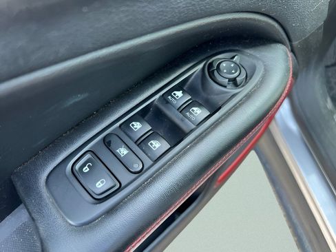 Used 2019 Jeep Compass Trailhawk AWD/4WD image 15