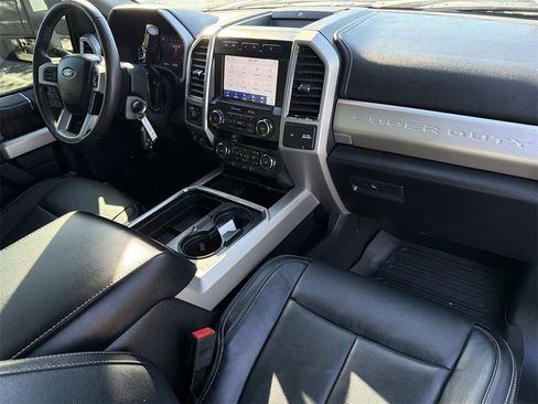 Used 2020 Ford F250 Lariat w/ Lariat Value Package image 25