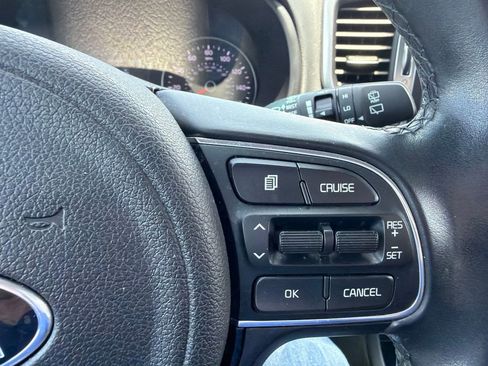 Used 2019 Kia Sportage EX FWD image 16