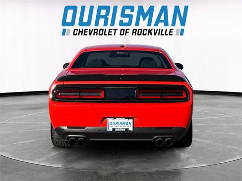Used 2022 Dodge Challenger R/T w/ Driver Convenience Group image 5