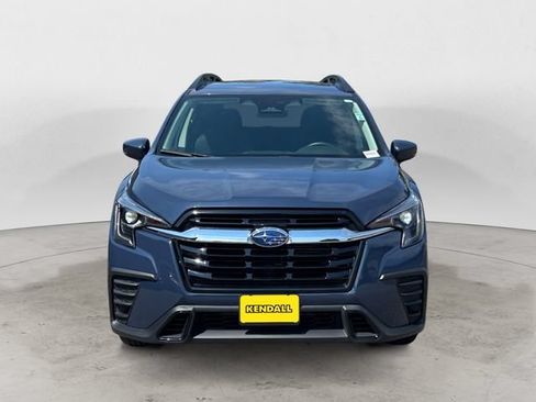 Used 2025 Subaru Ascent Premium AWD/4WD image 2
