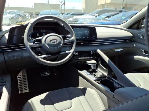 New 2026 Hyundai Elantra SEL Sport Premium FWD image 9