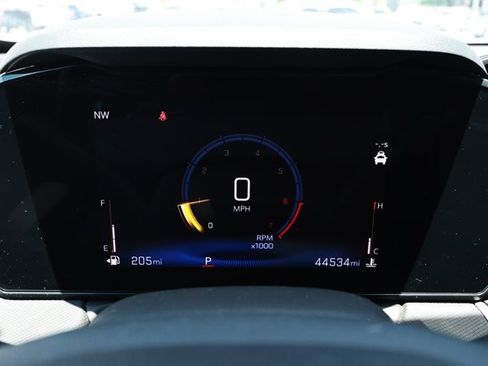 Used 2025 Chevrolet TrailBlazer LT FWD image 12