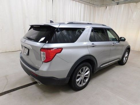 Used 2021 Ford Explorer Limited w/ Equipment Group 301A image 18