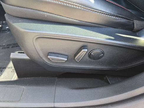 Used 2025 Ford Escape ST-Line AWD/4WD image 11