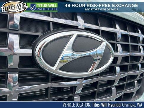 New 2026 Hyundai Venue SEL FWD image 31