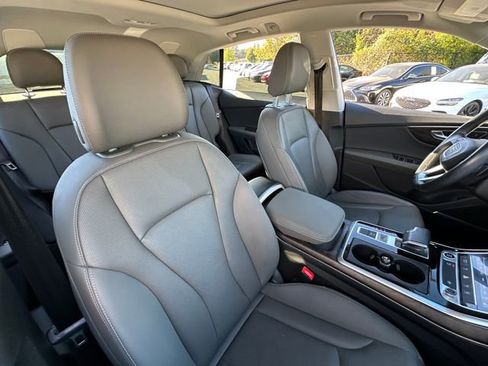 Used 2021 Audi Q8 Premium Plus w/ Premium Plus Package image 42