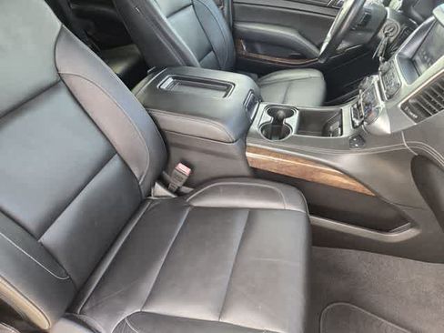 Used 2019 Chevrolet Tahoe LT AWD/4WD image 14