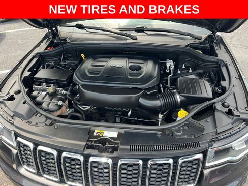 Used 2018 Jeep Grand Cherokee Limited AWD/4WD image 46