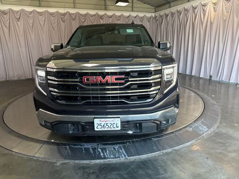 Used 2025 GMC Sierra 1500 SLT RWD image 2