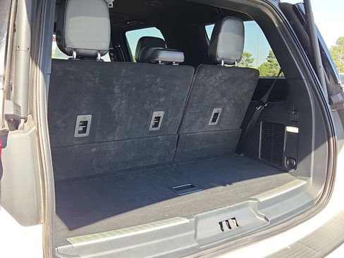 Used 2023 Lincoln Navigator Reserve AWD/4WD image 9