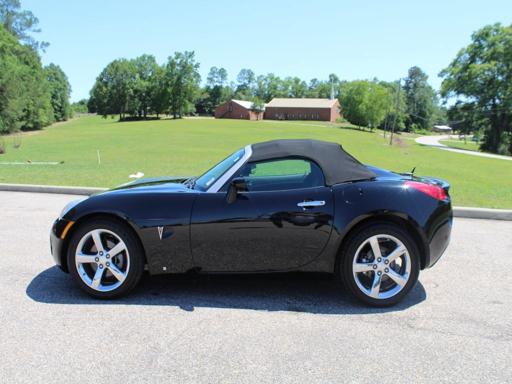 Used 2009 Pontiac Solstice Convertible w/ Preferred Package RWD image 9