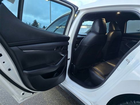 Used 2020 MAZDA MAZDA3 AWD Hatchback w/ Premium Pkg image 16