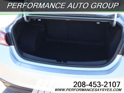 Used 2020 Chevrolet Malibu LT FWD image 8