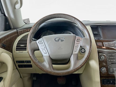 Used 2017 INFINITI QX80 2WD w/ Driver Assistance Package image 17