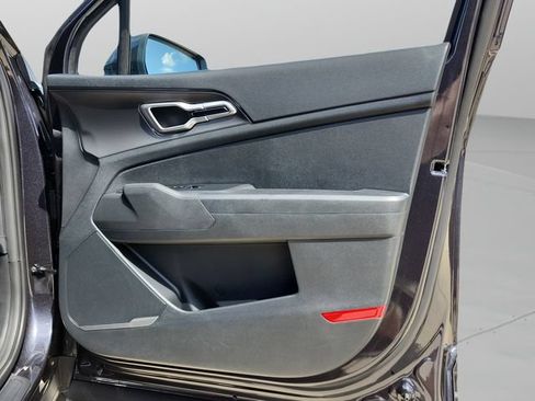New 2026 Kia Sportage LX w/ LX Convenience Package FWD image 29