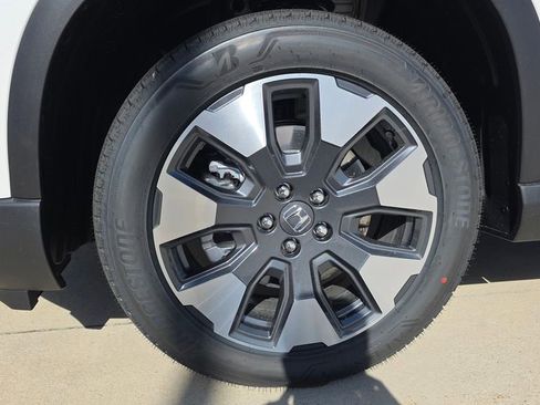 Used 2026 Honda Pilot Touring image 10