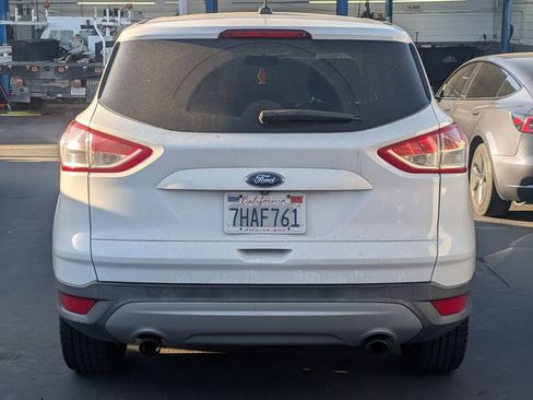 Used 2014 Ford Escape SE image 6