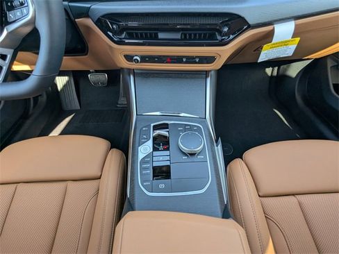 New 2026 BMW 330i Sedan w/ M Sport Package image 19