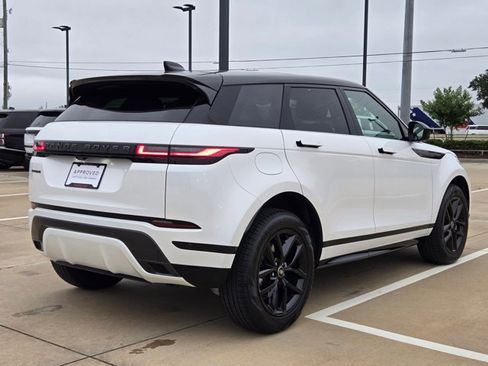 Certified 2026 Land Rover Range Rover Evoque Dynamic SE AWD/4WD image 5